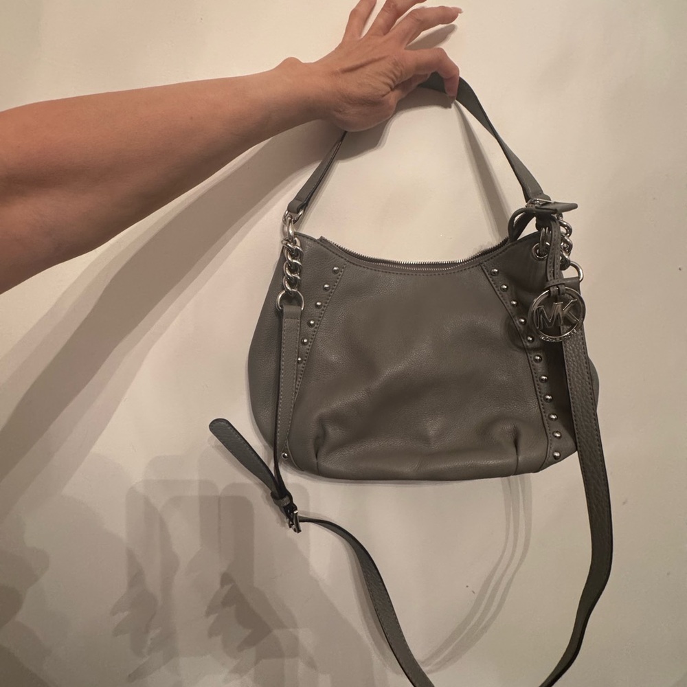 New Without Tag-Gray Leather crossbody & Shoulder Bag